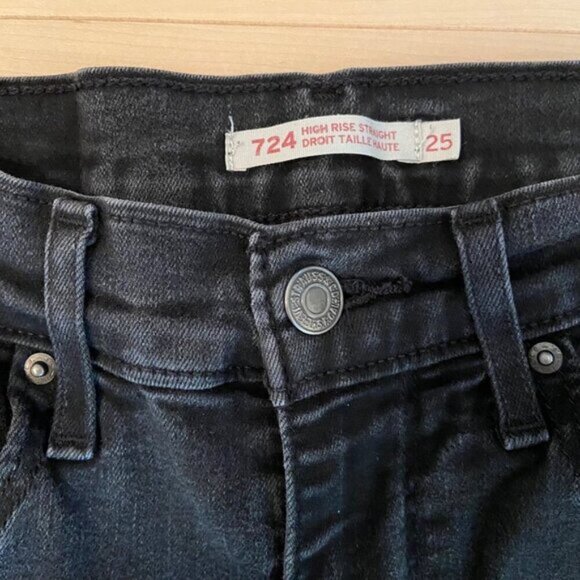 Levis 724 High Rise Straight Jeans Size 25 Black flattering stretch Denim Womens - Picture 3 of 11